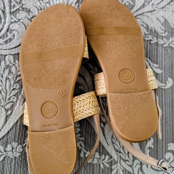 Wonder Nation Women's Woven Cream Sandals - Picture 2 of 4